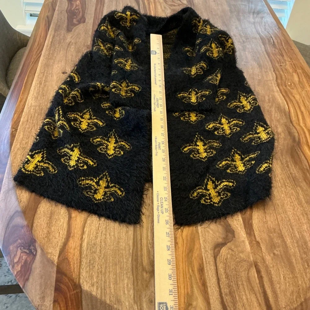 Black Gold Fleur de Lis‎ Fuzzy Knit Vest Women One Size